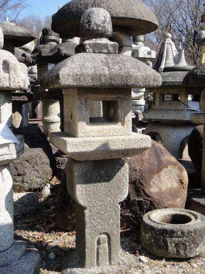 織部灯篭（国産） 石製品 和風日本庭園用 石灯篭（とうろう）の製造 