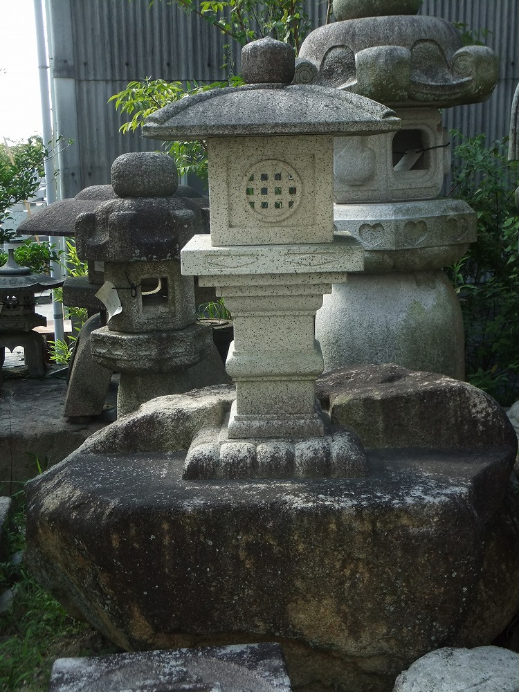 永徳寺　本御影石